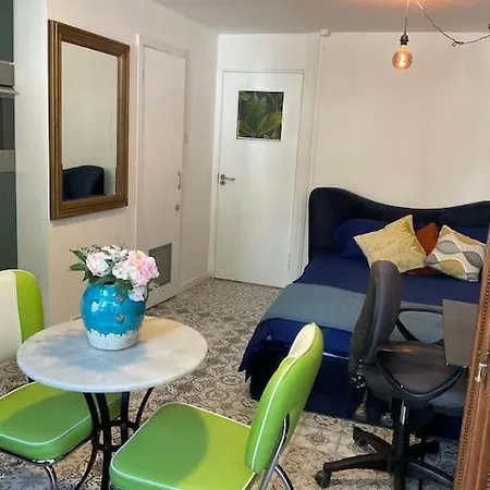 Studio2 Bright Studio With Private Patio In Central London Exterior photo